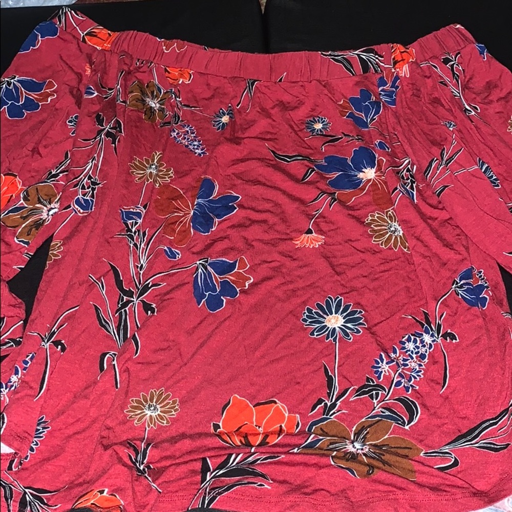 Off the shoulder long sleep top